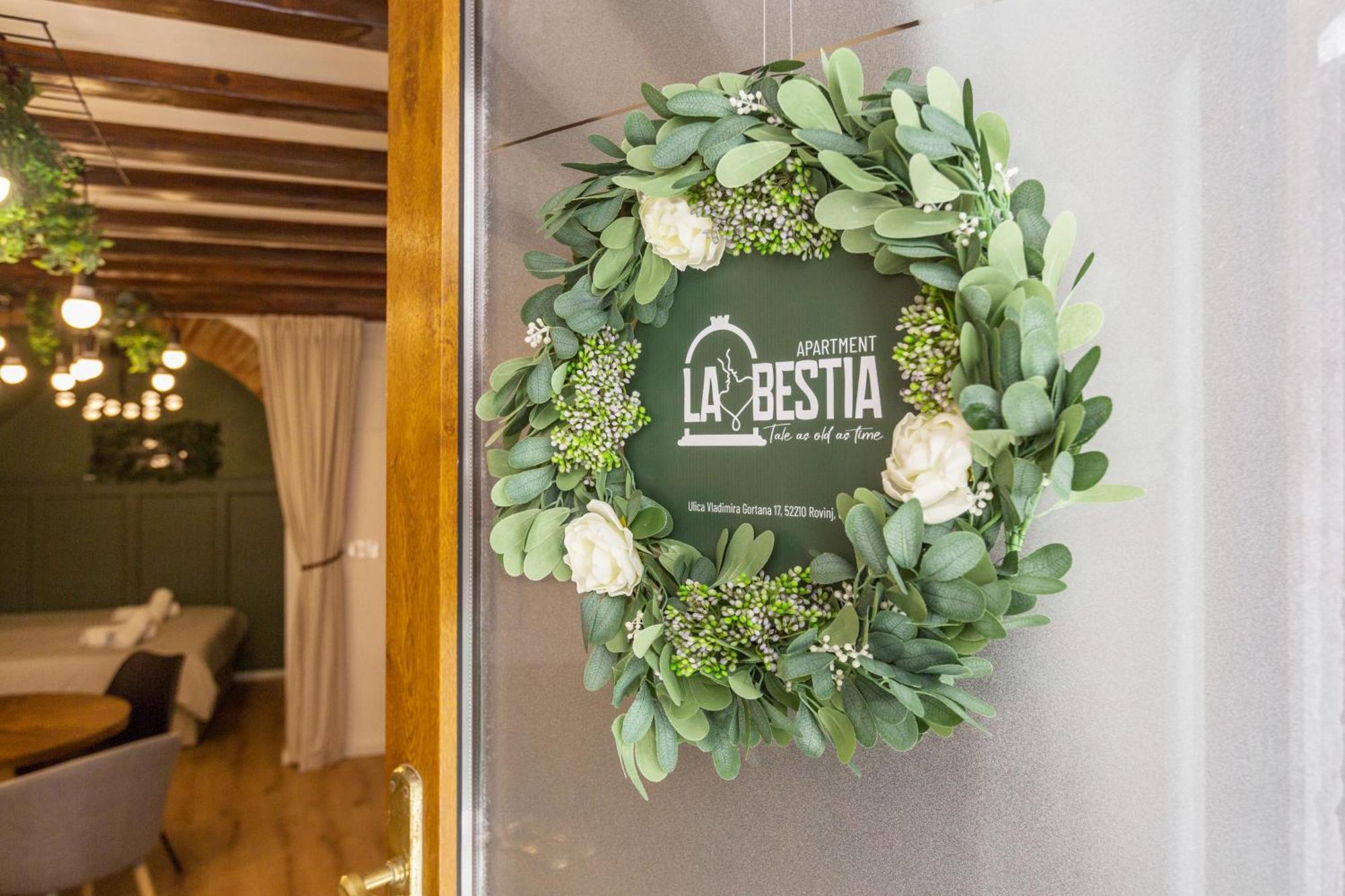 La Bestia Deluxe Studio Apartment Ровин Екстериор снимка